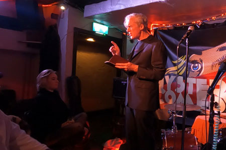 Jason Stoneking on stage at Dublin's Finest